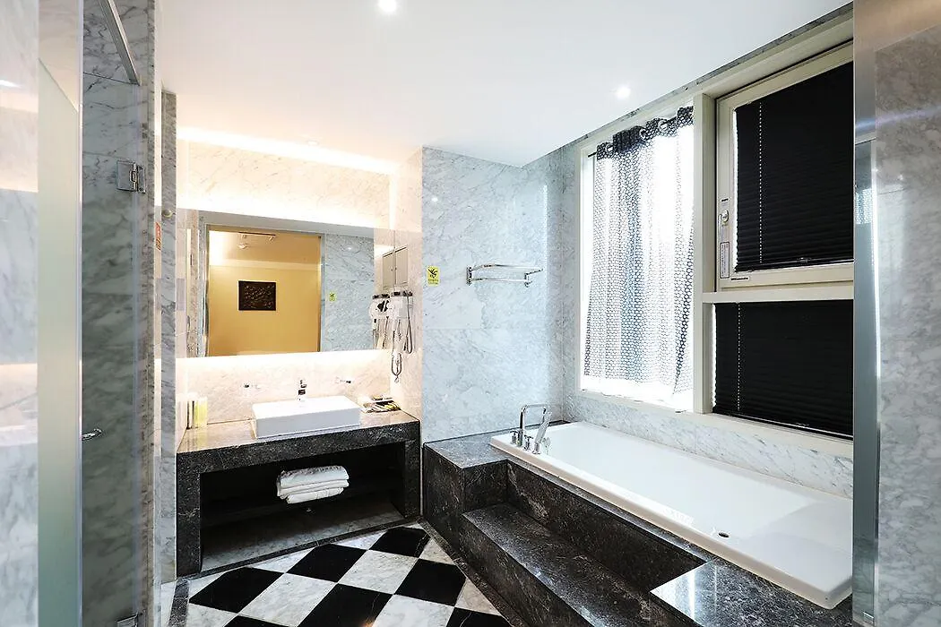 Hotel Cacao 인천 3*,